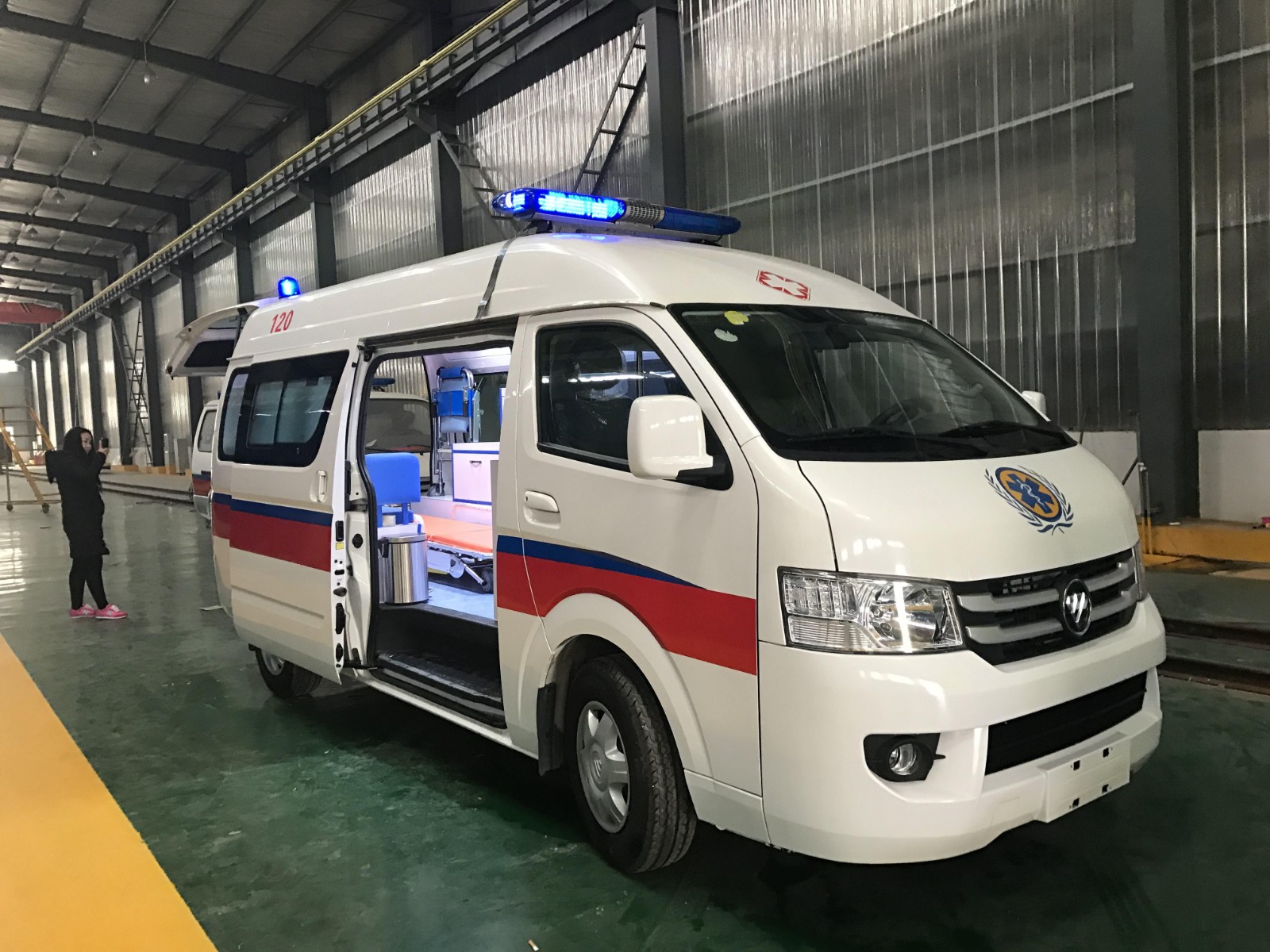 蕲春县救护车转院